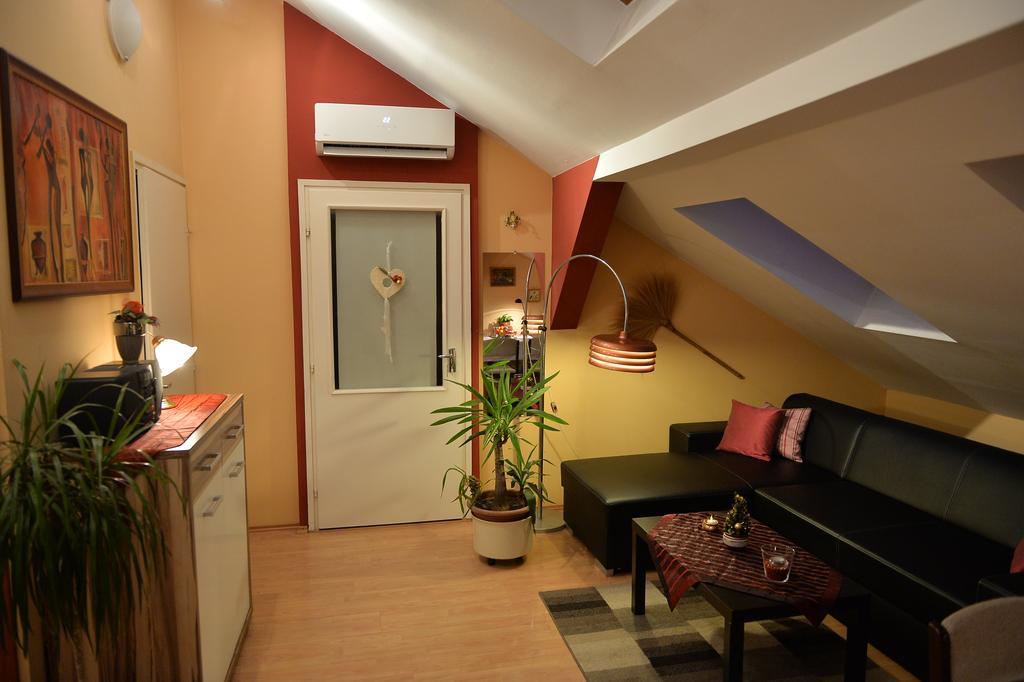 Sopron Eszter Apartman Exterior photo