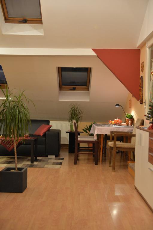 Sopron Eszter Apartman Room photo