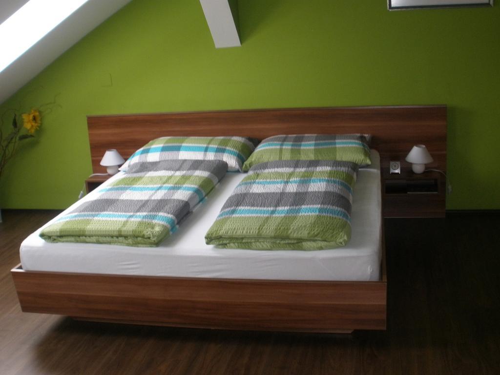 Sopron Eszter Apartman Exterior photo